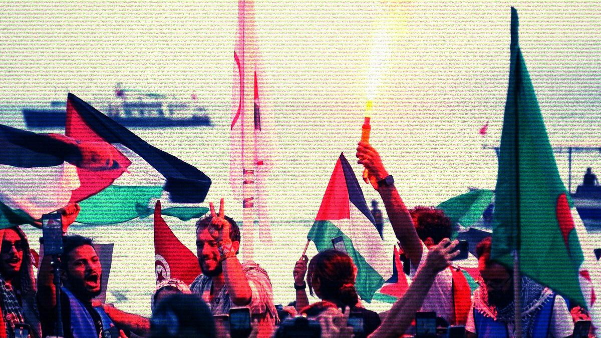 Cientos de tunecinos se reunieron en Sidi Bou Said, cerca de Túnez, para dar la bienvenida a la Flotilla Global Sumud. [Foto: Alfa bakemono
/ Wikimedia Commons]